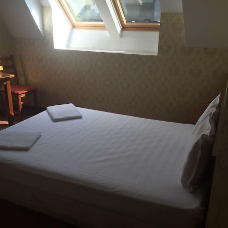 Irish Hotel Shumen Exterior foto