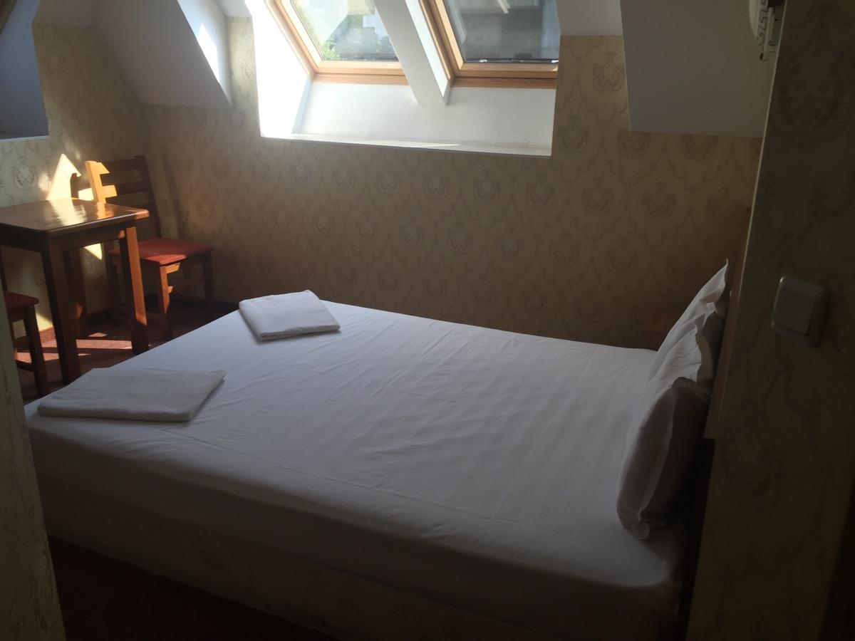 Irish Hotel Shumen Exterior foto