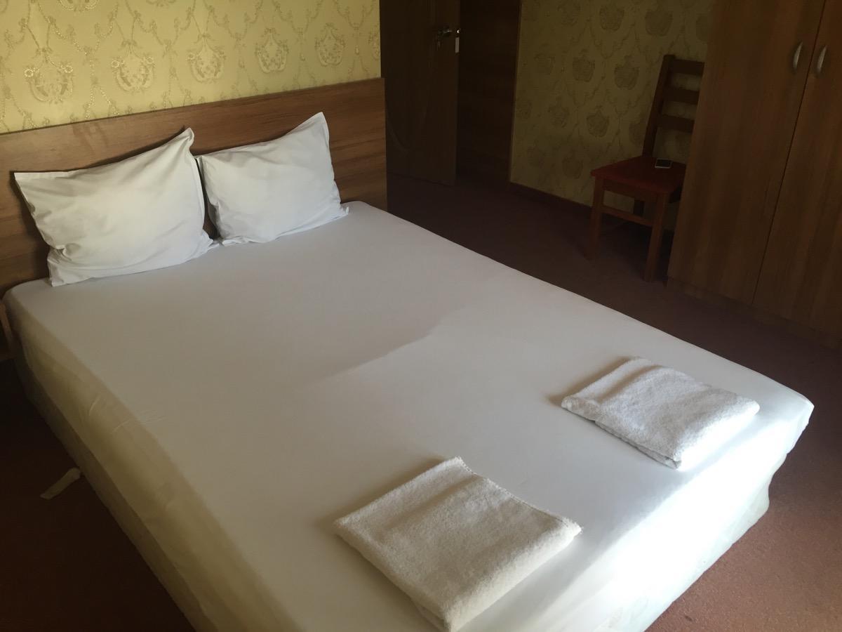 Irish Hotel Shumen Exterior foto